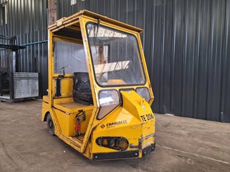 Tow tractor Charlatte TE206 - 1