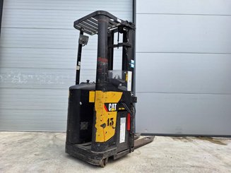 Stand-on pallet stacker Caterpillar NSR20N