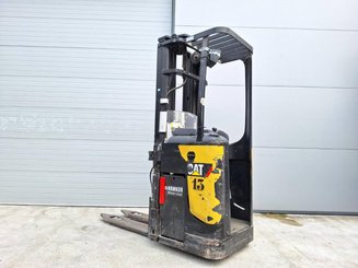 Stand-on pallet stacker Caterpillar NSR20N