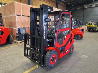 Four wheel front forklift Hangcha XF25D-2 - 1