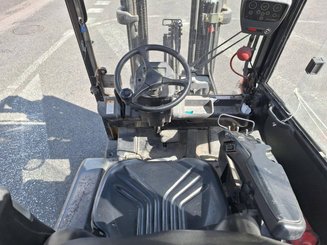 Three wheel front forklift Caterpillar EP16NT - 8