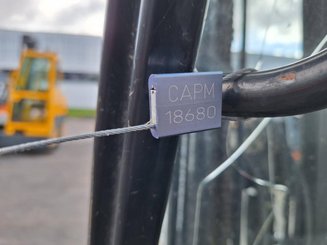 Four wheel front forklift Caterpillar GP25N