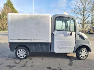 Box truck Mega MULTITRUCK