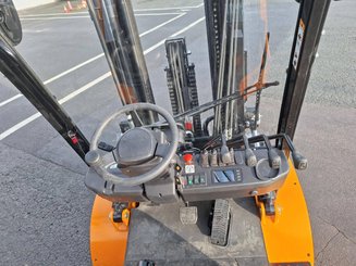 Four wheel front forklift Hangcha XE38i
