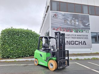 Four wheel front forklift Hangcha AE25-I - 1
