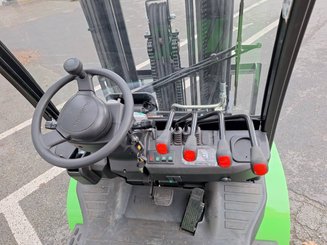 Four wheel front forklift Hangcha AE25-I - 13