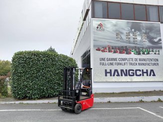 Three wheel front forklift Hangcha X3W10 (CPDS10-XD4)