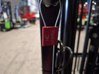 Three wheel front forklift Hangcha X3W10 (CPDS10-XD4)