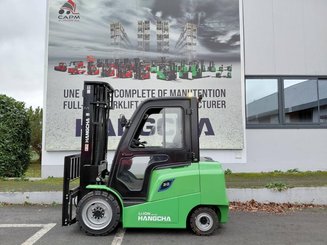 Four wheel front forklift Hangcha AE30-I - 2