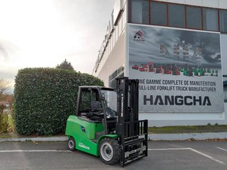 Four wheel front forklift Hangcha AE30-I