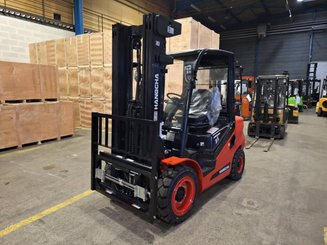 Four wheel front forklift Hangcha XF35D-2 - 1