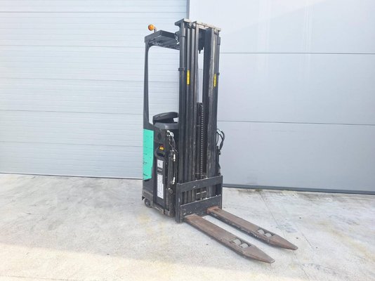 Stand-on pallet stacker Caterpillar NSR16N - 1