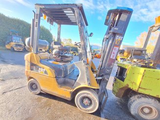 Four wheel front forklift Caterpillar GP18N2 - 3