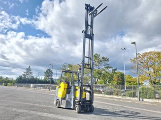 Articulated forklift Aisle Master 20SE