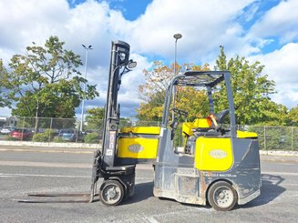 Articulated forklift Aisle Master 20SE - 5