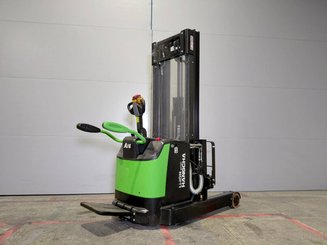 Stacker truck with folding platform Hangcha CQDB16-AC2S-I - 1