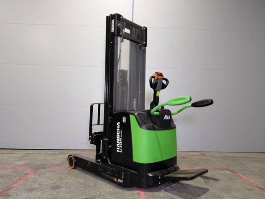 Stacker truck with folding platform Hangcha CQDB16-AC2S-I - 1