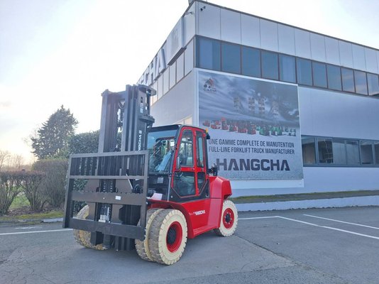 Four wheel front forklift Hangcha XF70G - 1