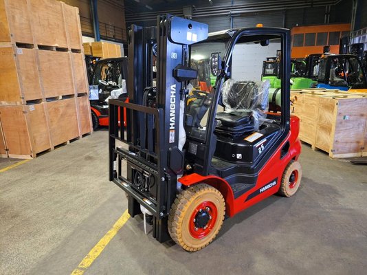 Four wheel front forklift Hangcha XF25G-2 - 1