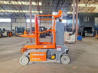 Vertical lift platform JLG TOUCAN DUO