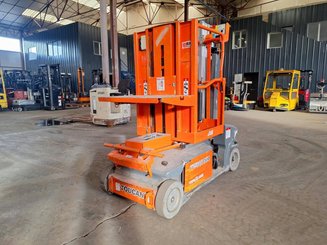 Vertical lift platform JLG TOUCAN DUO