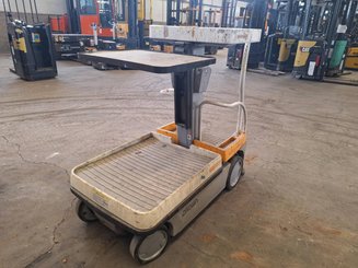 Vertical lift platform Crown WAVE50-84
