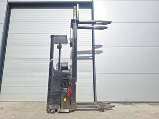 Stand-on pallet stacker Caterpillar NSR16NI