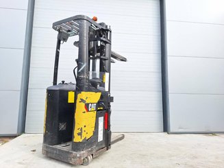 Stand-on pallet stacker Caterpillar NSR20N