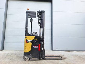 Stand-on pallet stacker Caterpillar NSR20N