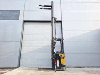 Stand-on pallet stacker Caterpillar NSR20N