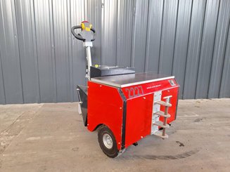 Tow tractor STI PTA2A - 4