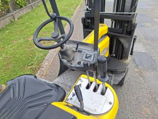 Articulated forklift Aisle Master 20SE