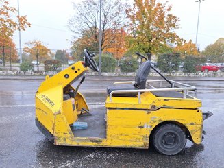 Tow tractor Charlatte TE206 - 4