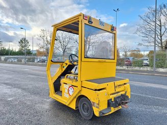 Tow tractor Charlatte TE206 - 3