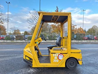 Tow tractor Charlatte TE206 - 4