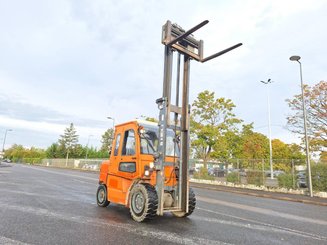 Four wheel front forklift Heli CPYD45 - 7