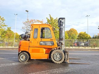 Four wheel front forklift Heli CPYD45