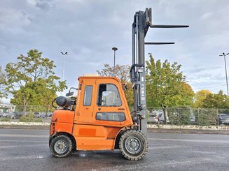 Four wheel front forklift Heli CPYD45