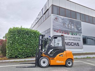 Four wheel front forklift Hangcha XE30i (CPD30-XEY2-SI)