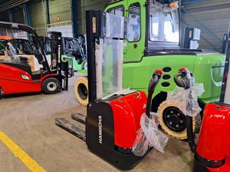 Pedestrian pallet stacker Hangcha CDD16-AC2 - 1