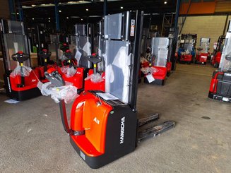 Pedestrian pallet stacker Hangcha CDD16-AC2