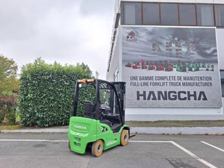 Four wheel front forklift Hangcha XC18i