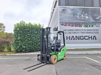 Four wheel front forklift Hangcha XC18i
