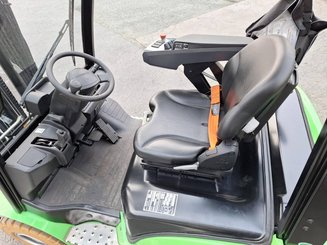 Four wheel front forklift Hangcha XC18i