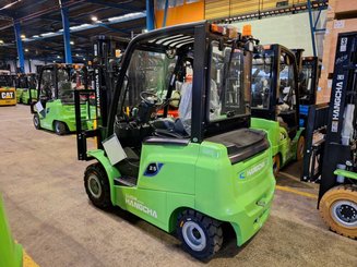 Four wheel front forklift Hangcha AE25-I