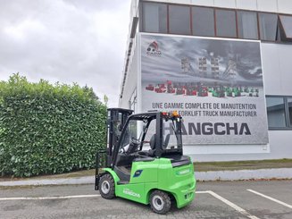 Four wheel front forklift Hangcha AE25-I - 3