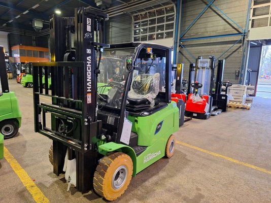 Four wheel front forklift Hangcha AE25-I - 1