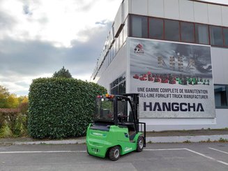 Four wheel front forklift Hangcha AE25-I