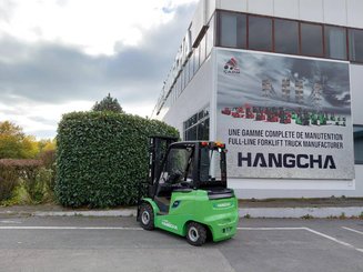 Four wheel front forklift Hangcha AE25-I