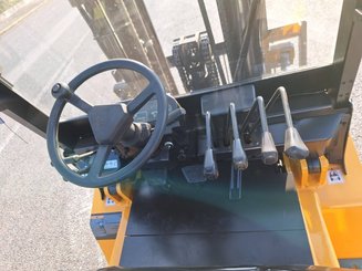 Four wheel front forklift Hangcha R50G - 14